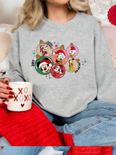 Gildan Christmas Sweatshirt, ''A Letter S with Antlers'' Design Sweatshirt, Christmas Sweater, Christmas Gift, Holiday Sweater, Cute Sweatshirt