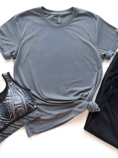 Gildan T-shirt, Different Color Options, Personalized T-shirt for Every Taste, Customize with Your Own Design, Holiday & Special Day Gift